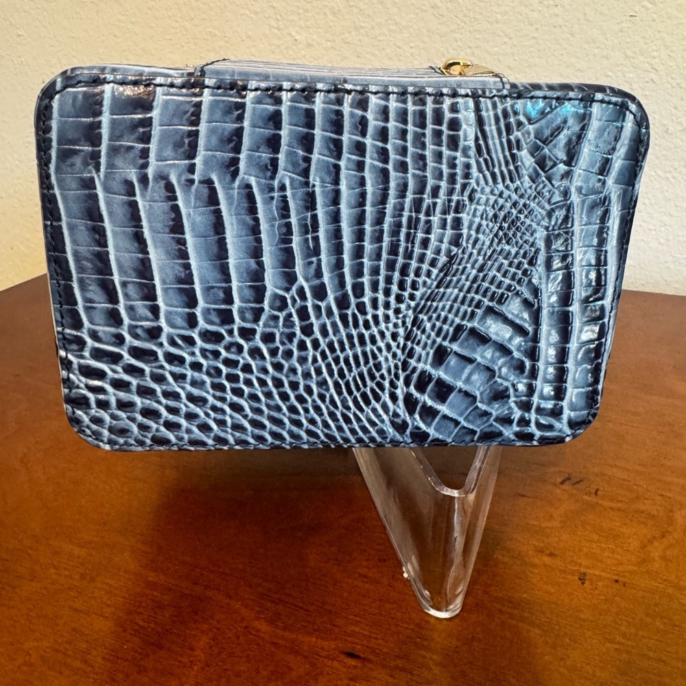 Brahmin Charmaine Blue Serenade  Croc-Embossed Leather Train Case NWT - Picture 4 of 6